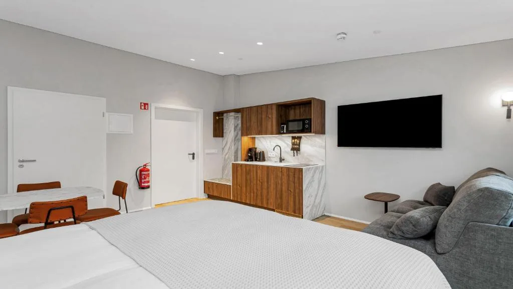 Candlewood Suites Reykjavik by IHG — 5