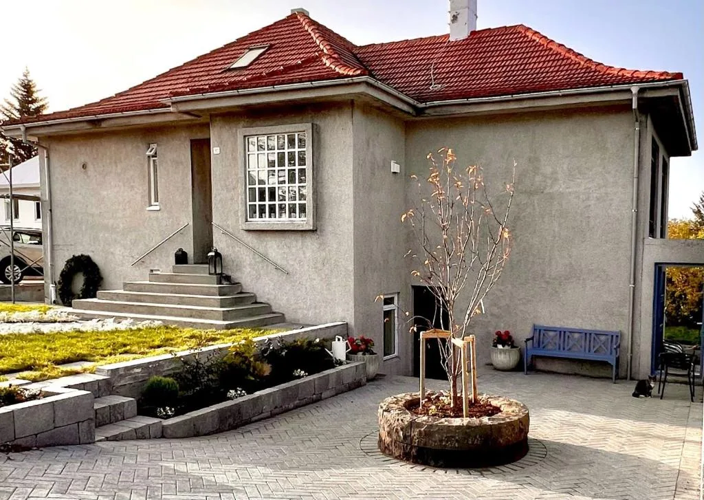 Casa Dísa - Apartments A Boutique Guesthouse in Reykjavik City`s Central Park and Botanical Garden in Laugardalur, Hot-Spring-Valley