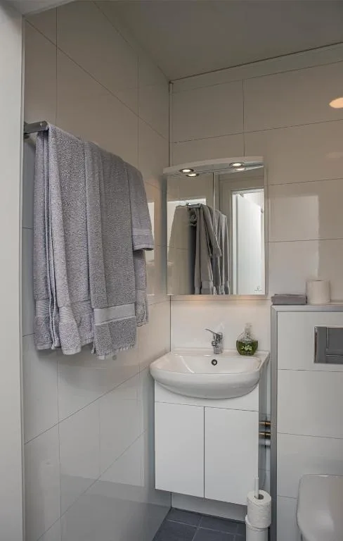 Cosy modern apartment in Kopavogur — 3