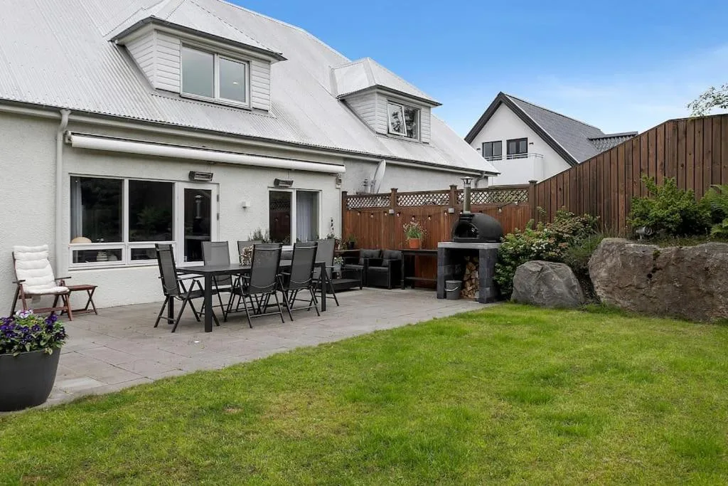 Entire house in a quite area