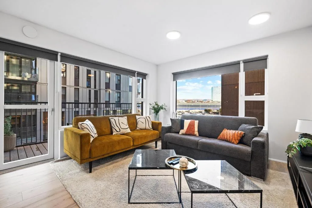 New Apt Near Smáralind Mall With Private Parking — 3