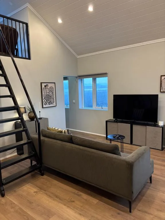 Brim Guesthouse, with ocean view — 5