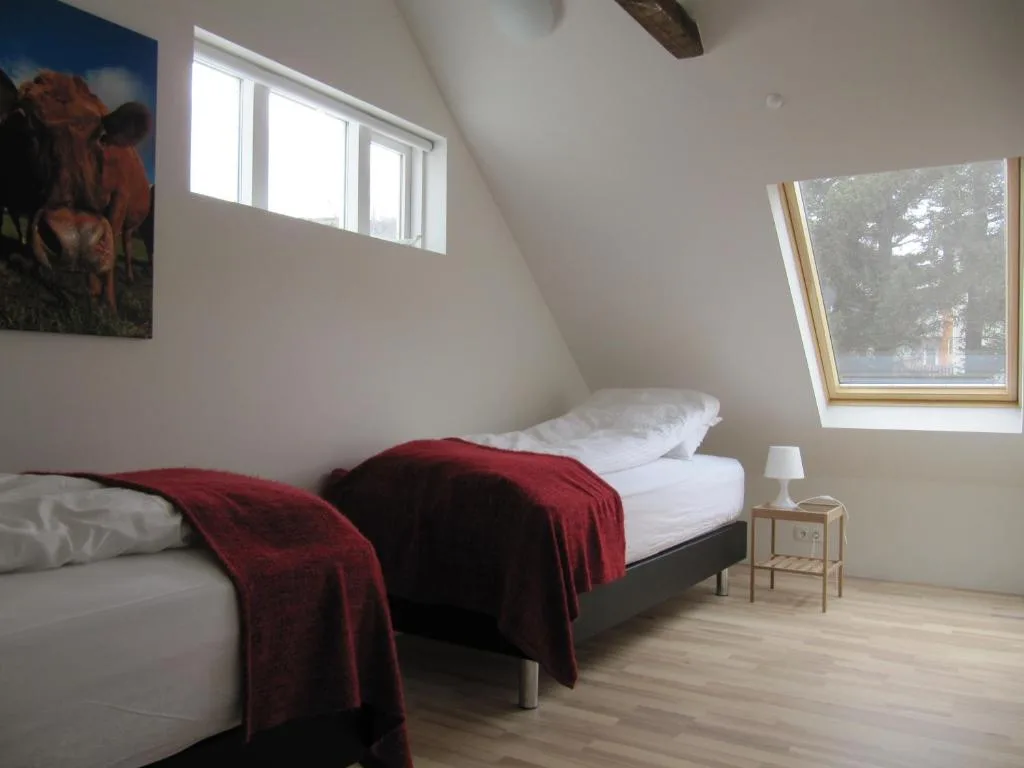 Grand-Inn Bar and Bed — 2