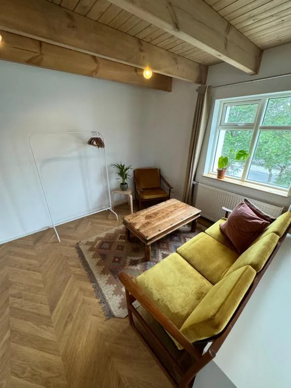 Curry House Apartment — 2