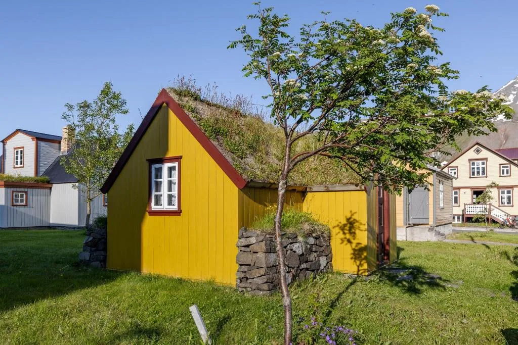 The Sigló House