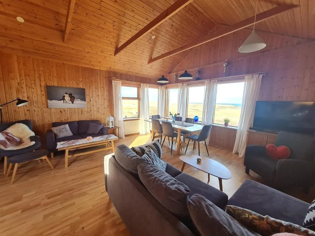 Brimilsvellir Cottage — 2