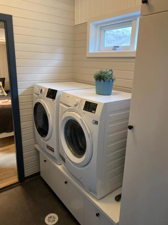 Nátthagi Luxury Cottage — 5