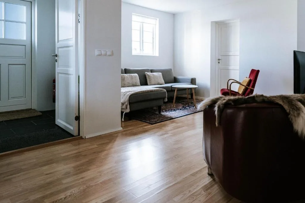 Ocean Views and Gorgeous Design in a Light-Filled 3 BDRM/1.5 Bath Village Home — 5
