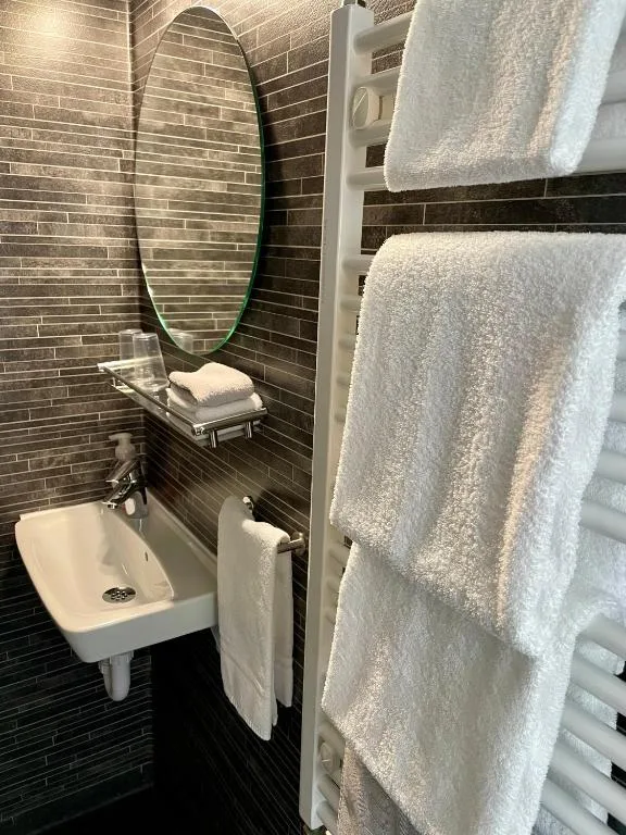 Akkeri Guesthouse — 4