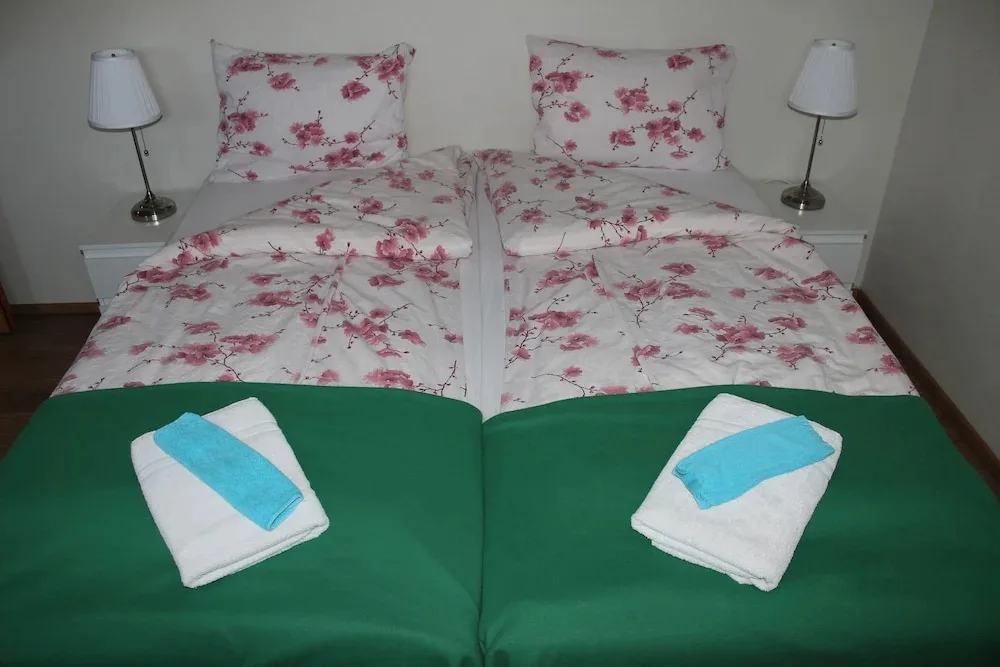 Skammidalur Guesthouse — 5