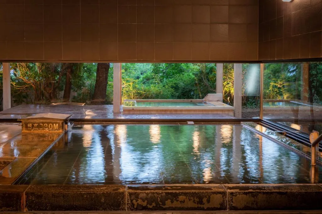 Hakone Honbako 箱根本箱 — 4
