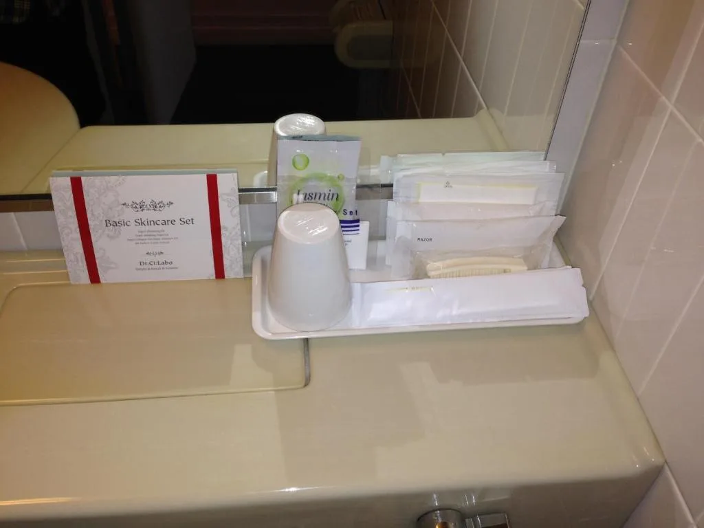 Creston Hotel — 3