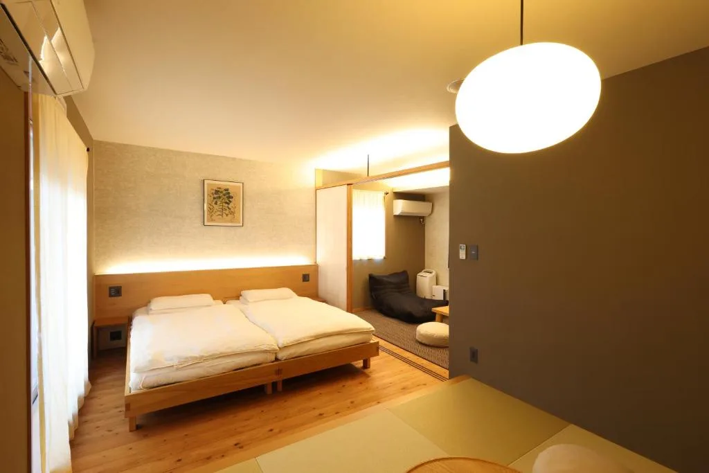 Neon Hotel - Luxury Sleep Retreat -