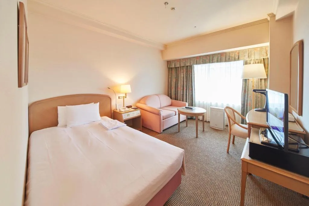 Kobe Seishin Oriental Hotel — 4
