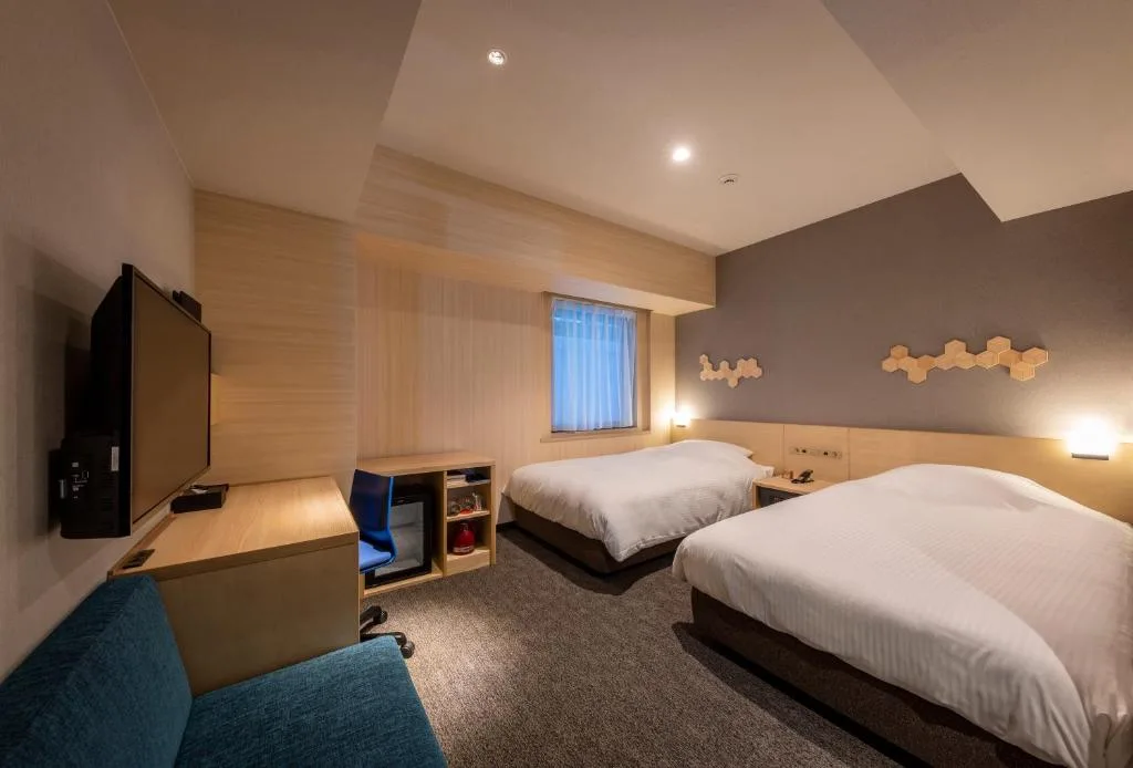 JR Clement Inn Kochi — 2