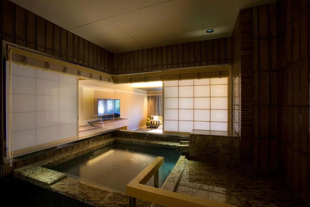 Hotel Yuraku Kyo-yasaka — 5
