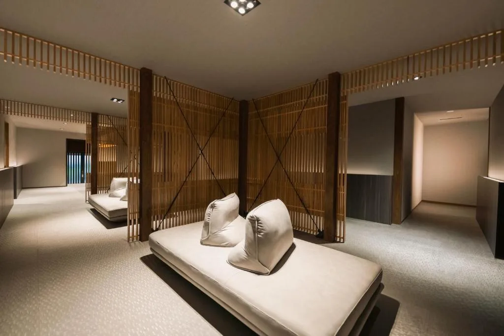 SKI INN HAKUBA — 3
