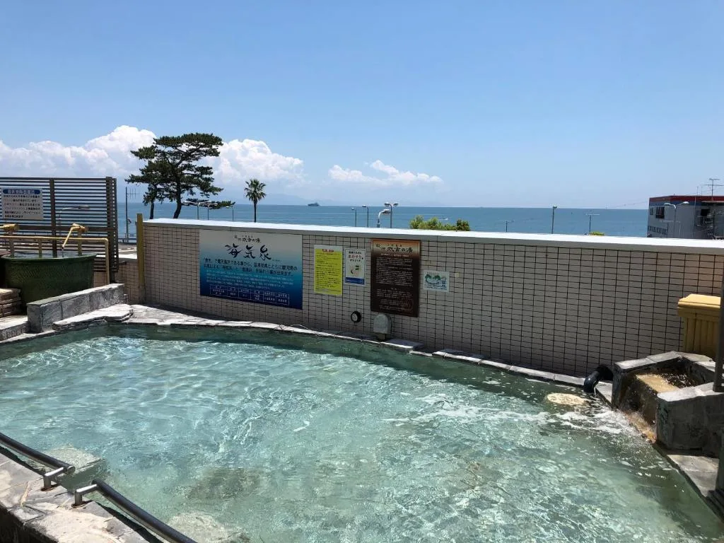Kur and Hotel Suruga — 5