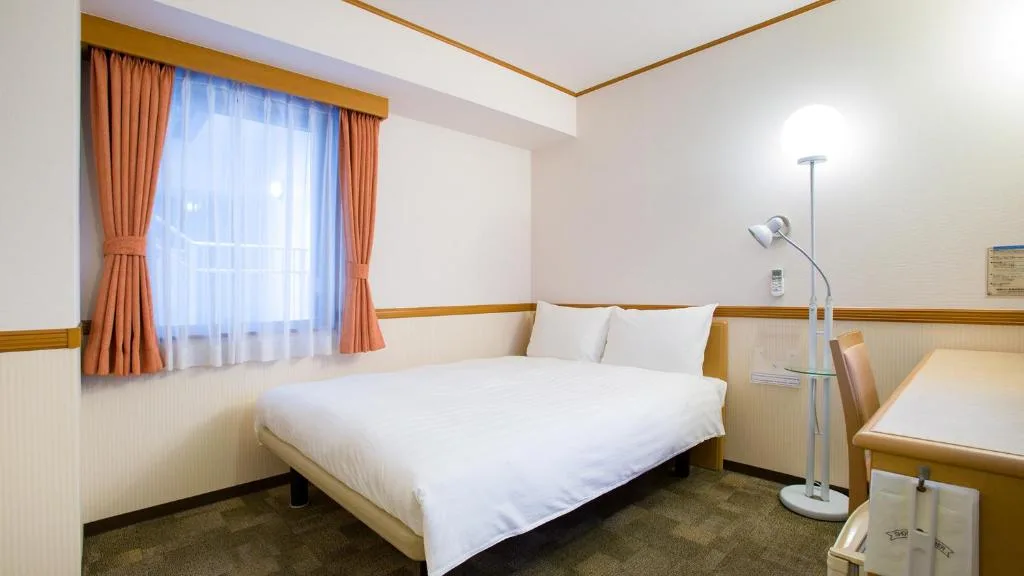 Toyoko Inn Tokyo Tozai-sen Nishi-kasai — 5