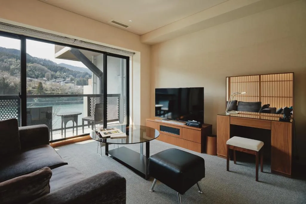 River Retreat Garaku — 5