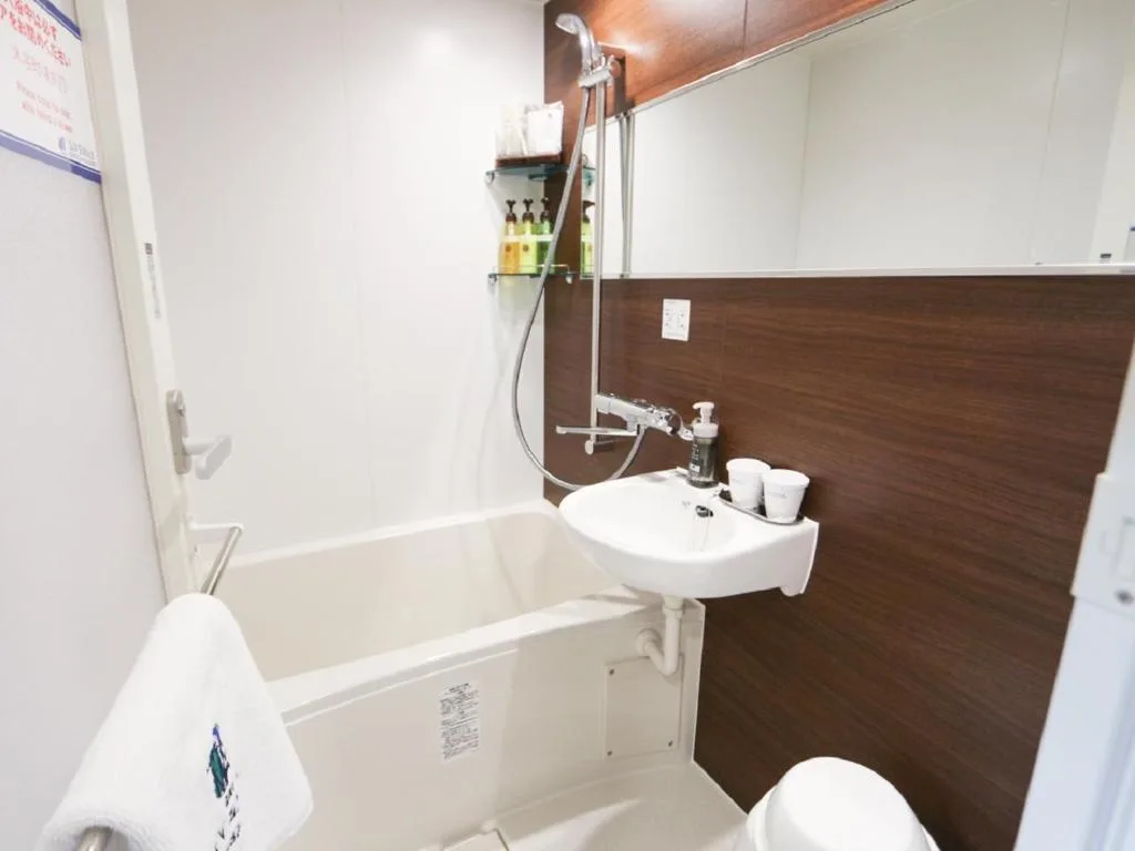 HOTEL LiVEMAX Aichi Toyota Ekimae — 3