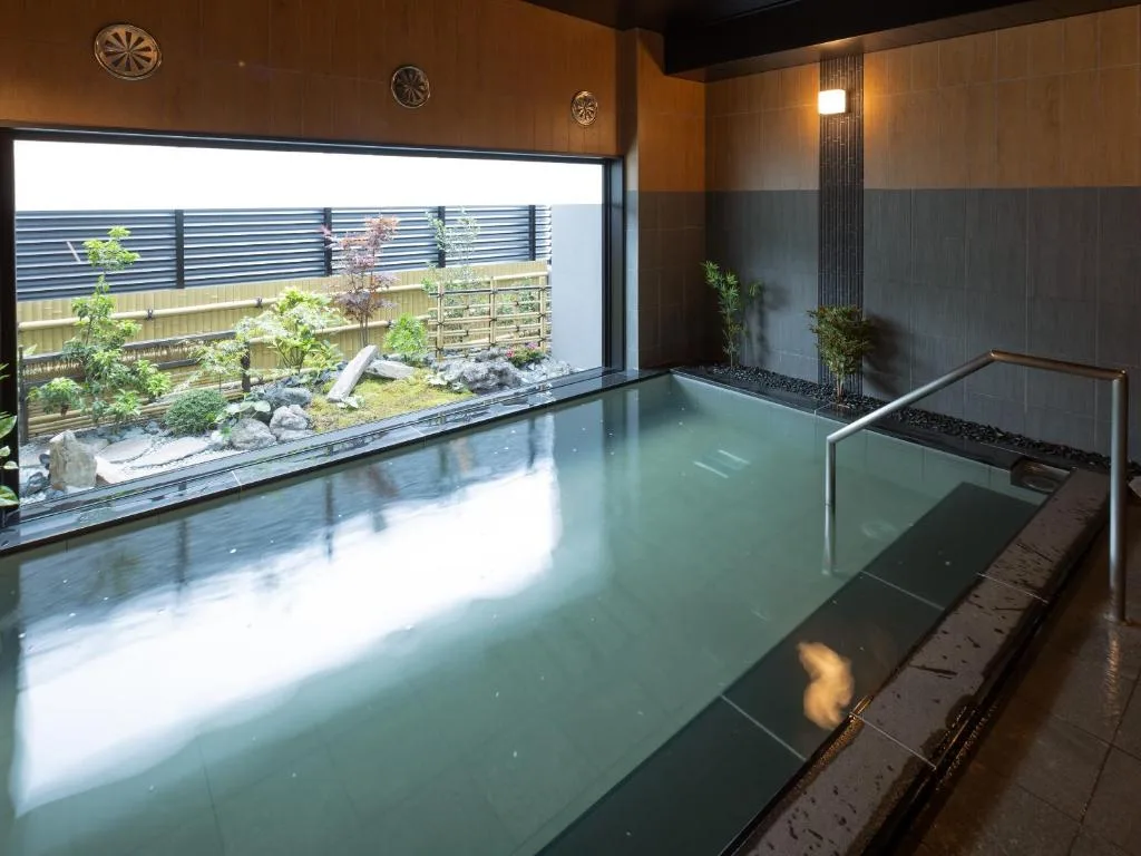Hotel Route Inn Grand Wakayama Eki Higashiguchi — 4