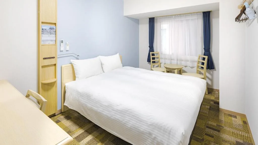 Toyoko Inn JR Wakayama eki Higashi guchi — 5