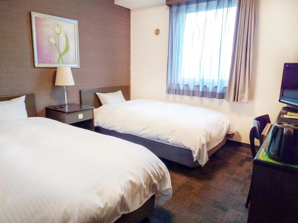 Hotel Route-Inn Court Yamanashi — 2