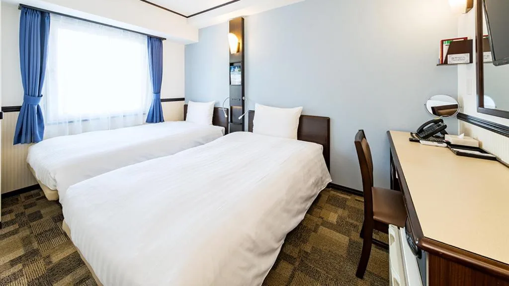 Toyoko Inn Kintetsu Yokkaichi eki Kita guchi — 4