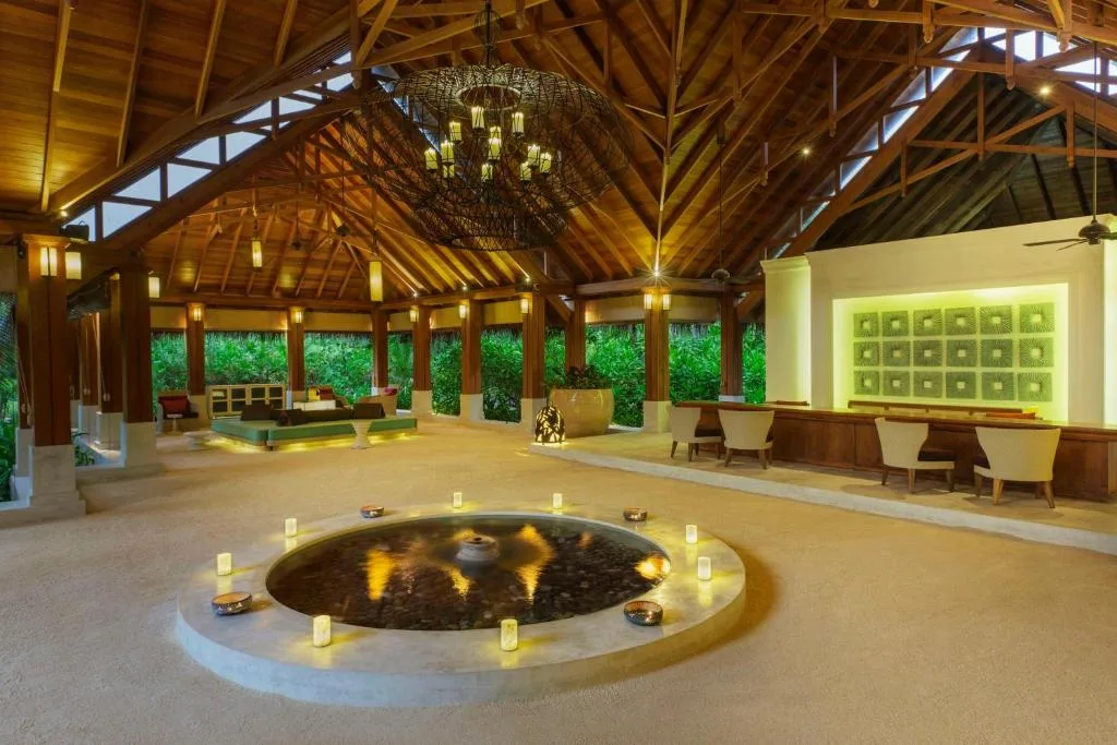 Dusit Thani Maldives - 50 percent off on Transfers for Stays of 5 Nights stay until 20 December 2026 — 5
