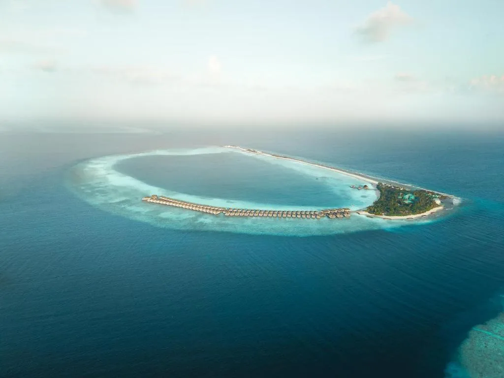 Finolhu, A Seaside Collection Resort, a Member of Design Hotels — 4