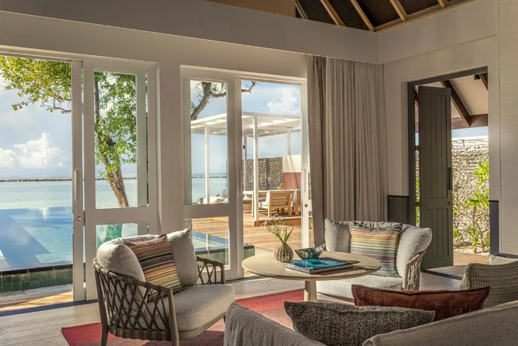 Four Seasons Resort Maldives at Landaa Giraavaru — 2