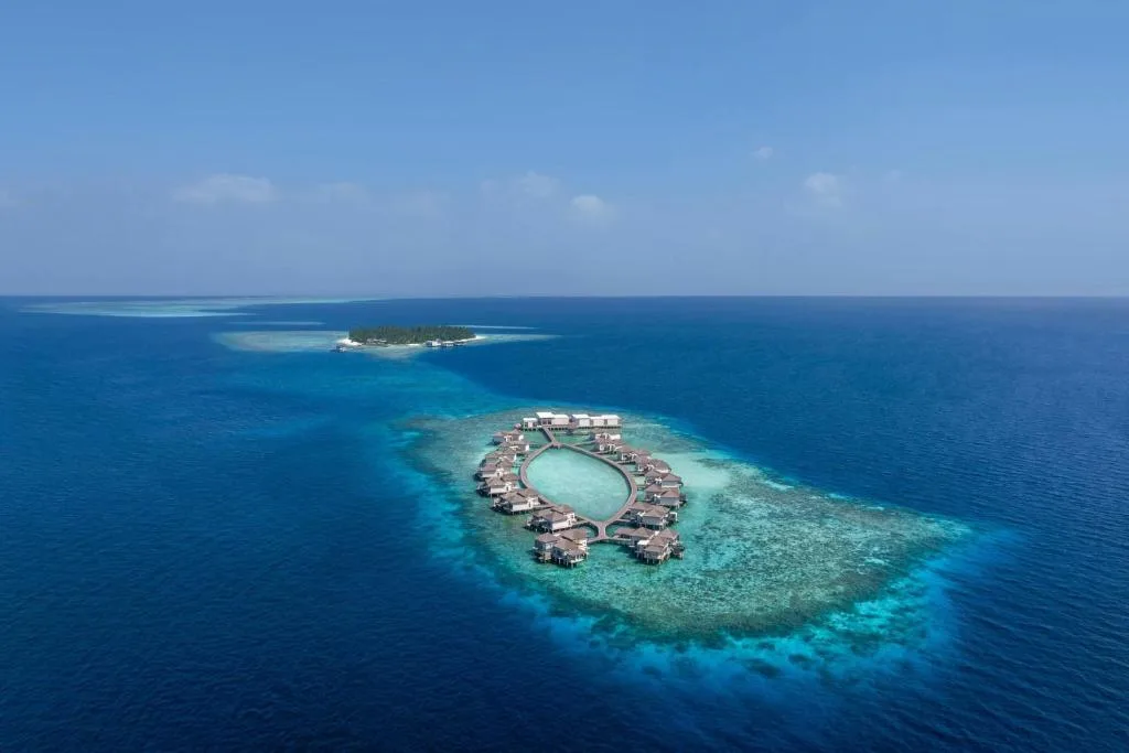 The Halcyon Private Isles Maldives, Autograph Collection
