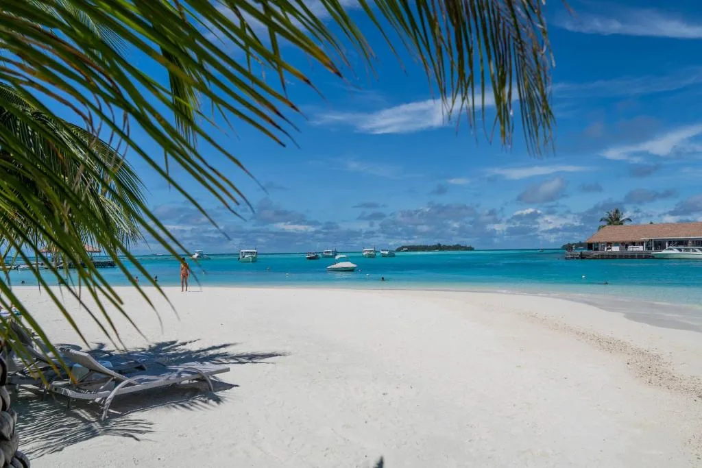 Holiday Inn Resort Kandooma Maldives - Kids Stay & Eat Free and Free Roundtrip Speed Boat for a minimum 4 nights stay — 4