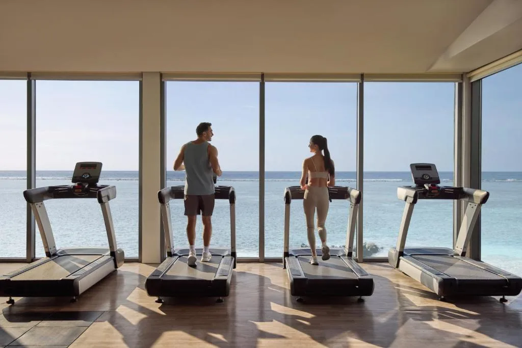 Le Meridien Maldives Resort & Spa — 5
