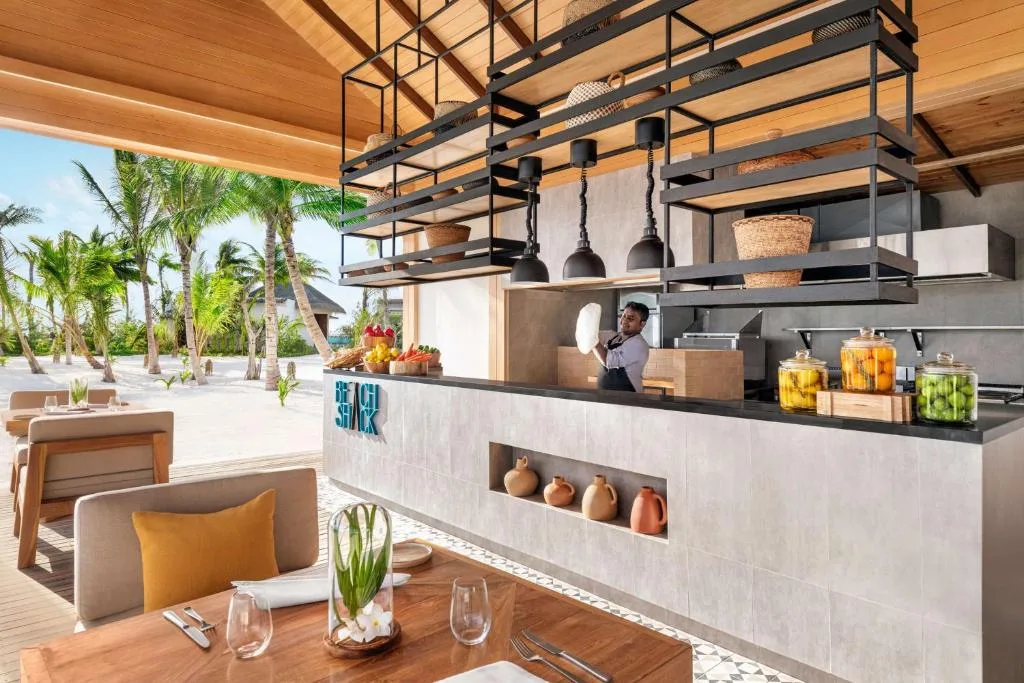 Hilton Maldives Amingiri Resort & Spa — 2