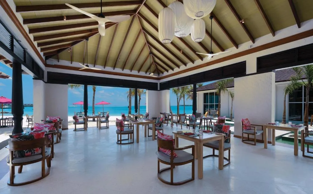 OBLU SELECT Lobigili - Premium All-Inclusive with Free Transfers — 5