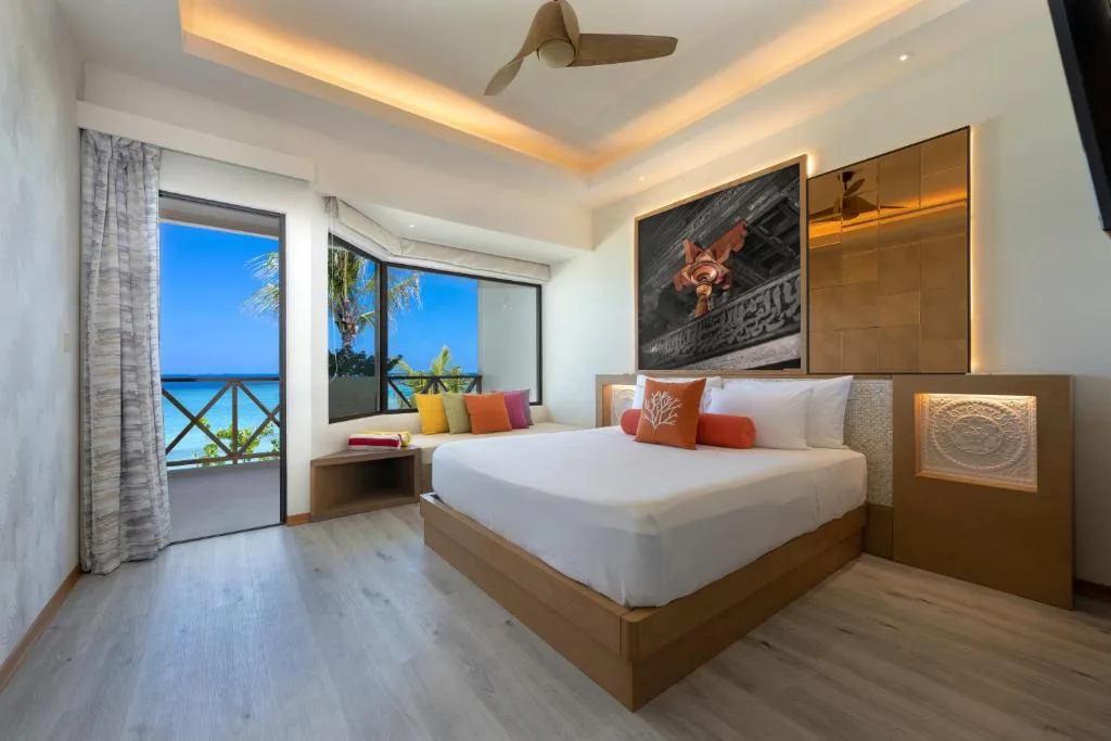 OBLU XPERIENCE Ailafushi - All Inclusive with Free Transfers — 5