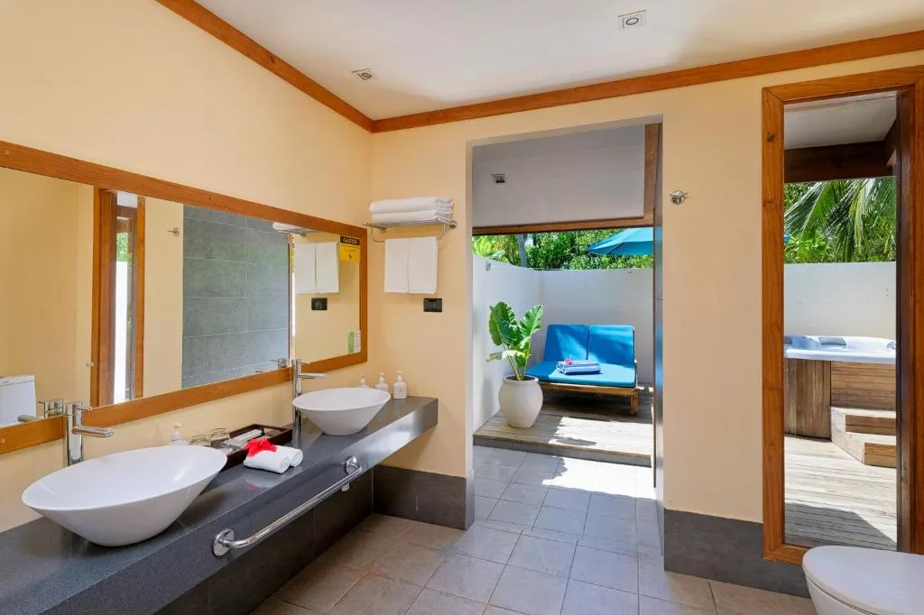 Canareef Resort Maldives — 3