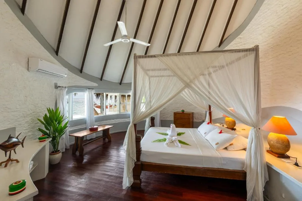 Nika Island Resort & Spa, Maldives — 2