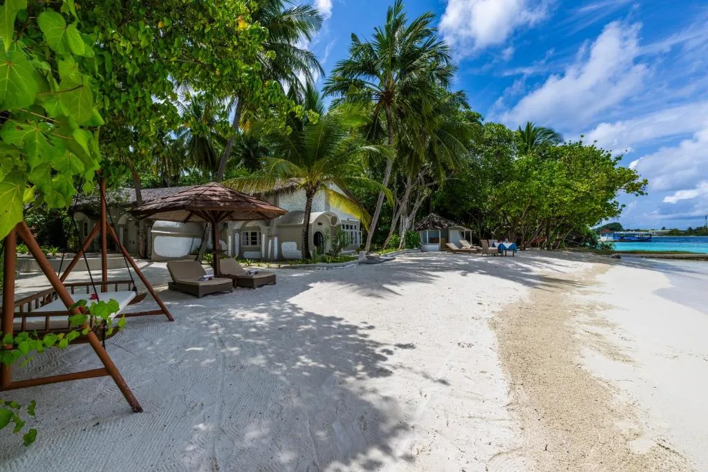 Nika Island Resort & Spa, Maldives — 3