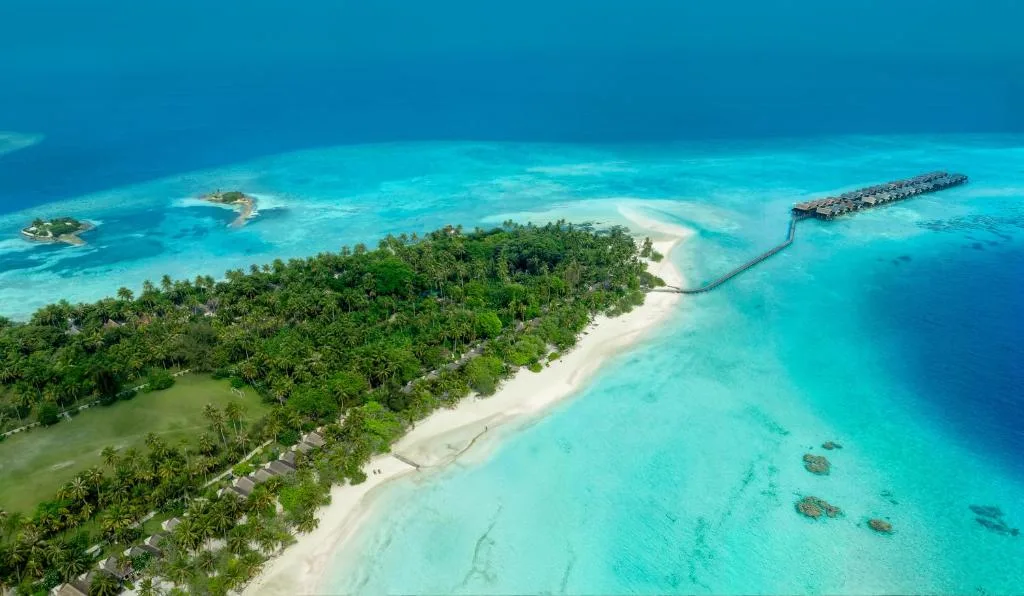 Adaaran Select Huduran Fushi - Free Dine around Premium All Inclusive 24 hours - 30 mins by Speedboat — 5