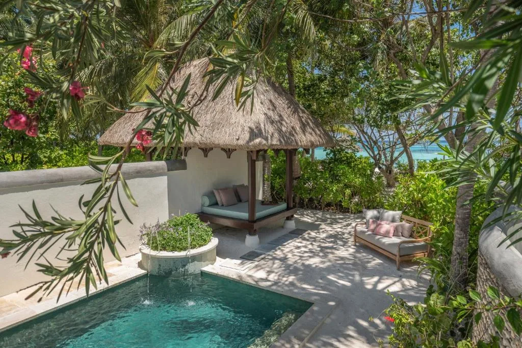 Four Seasons Resort Maldives at Kuda Huraa — 2