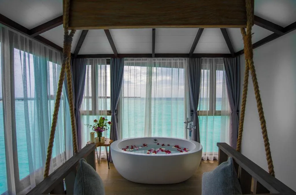 Grand Park Kodhipparu Maldives — 2
