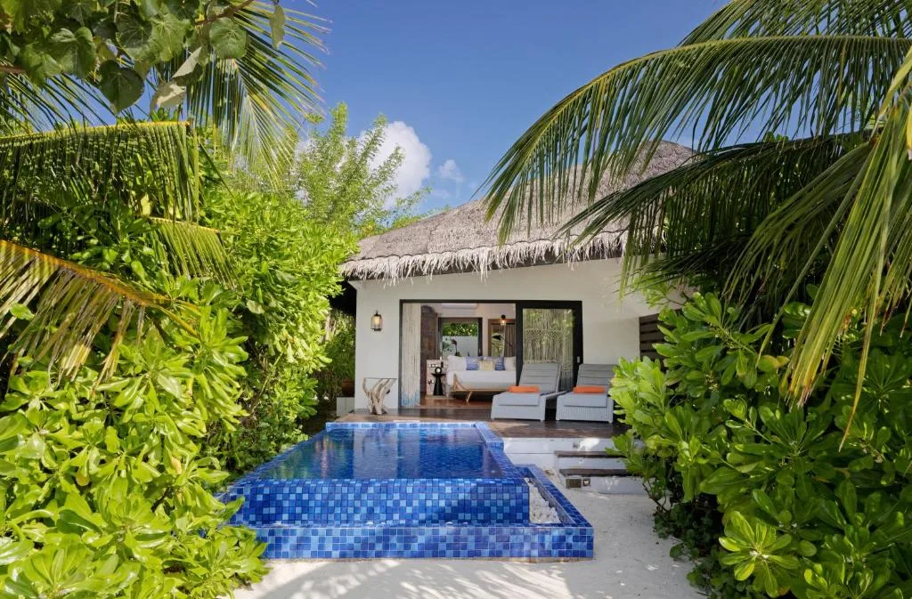 Grand Park Kodhipparu Maldives — 3