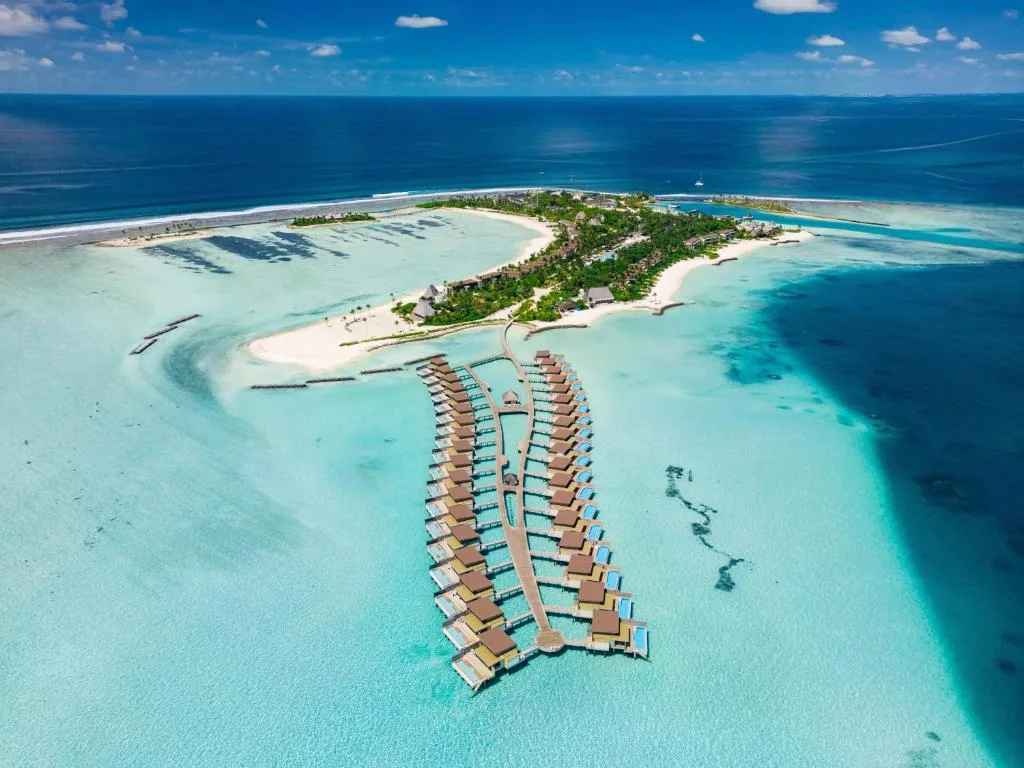 Kuda Villingili Maldives, Free Return Transfers 03 nights & above — 2