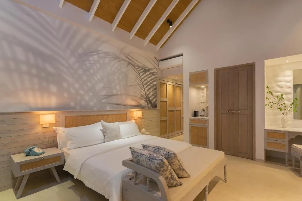 Malahini Kuda Bandos Special Offer Begin your island escape with ease airport pick up and return by shared speedboat at just USD 50 per person stays stay untill end June — 2