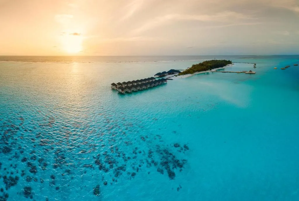 Summer Island Maldives
