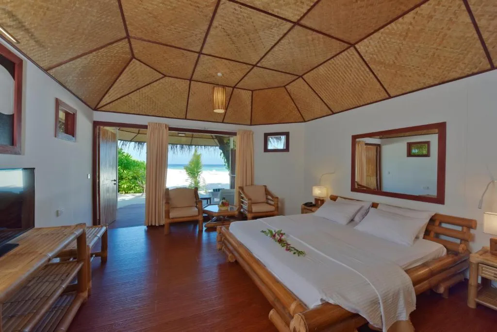 Thulhagiri Island Resort & Spa — 3