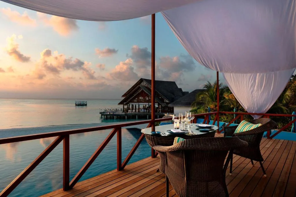 Anantara Dhigu Maldives Resort — 4